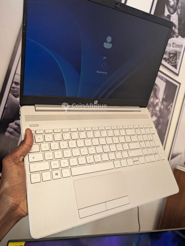 HP Pavilion 15 - Intel i5 8ème gen, SSD, RAM 8GB